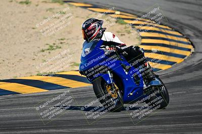 media/Mar-25-2024-Moto Forza (Mon) [[8d4319bd68]]/4-Novice Group/Session 1 (Turns 9 and 10)/